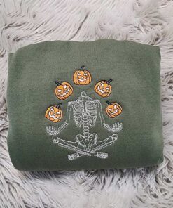 Skeleton Throwing Pumpkin Embroidered Sweatshirt QFHA3110801