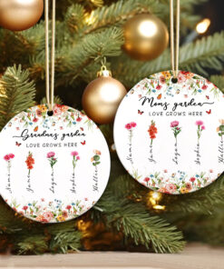 Personalized Birth Month Flowers Grandma?s Garden Ceramic Ornament, Christmas Gift for Mom, Grandma, Nana gift, Mom Gift UKUU3061001