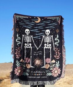 New Custom Couple Personalized Skeleton Woven Blanket For Couples Custom Goth Spooky Halloween Gifts Skeletons QFTD4030805